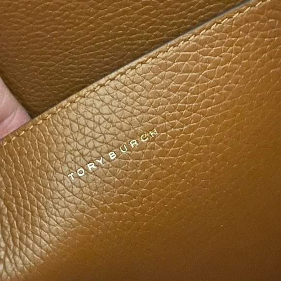 New Tory Burch large Blake tote & clutch park color - Picture 6 of 11